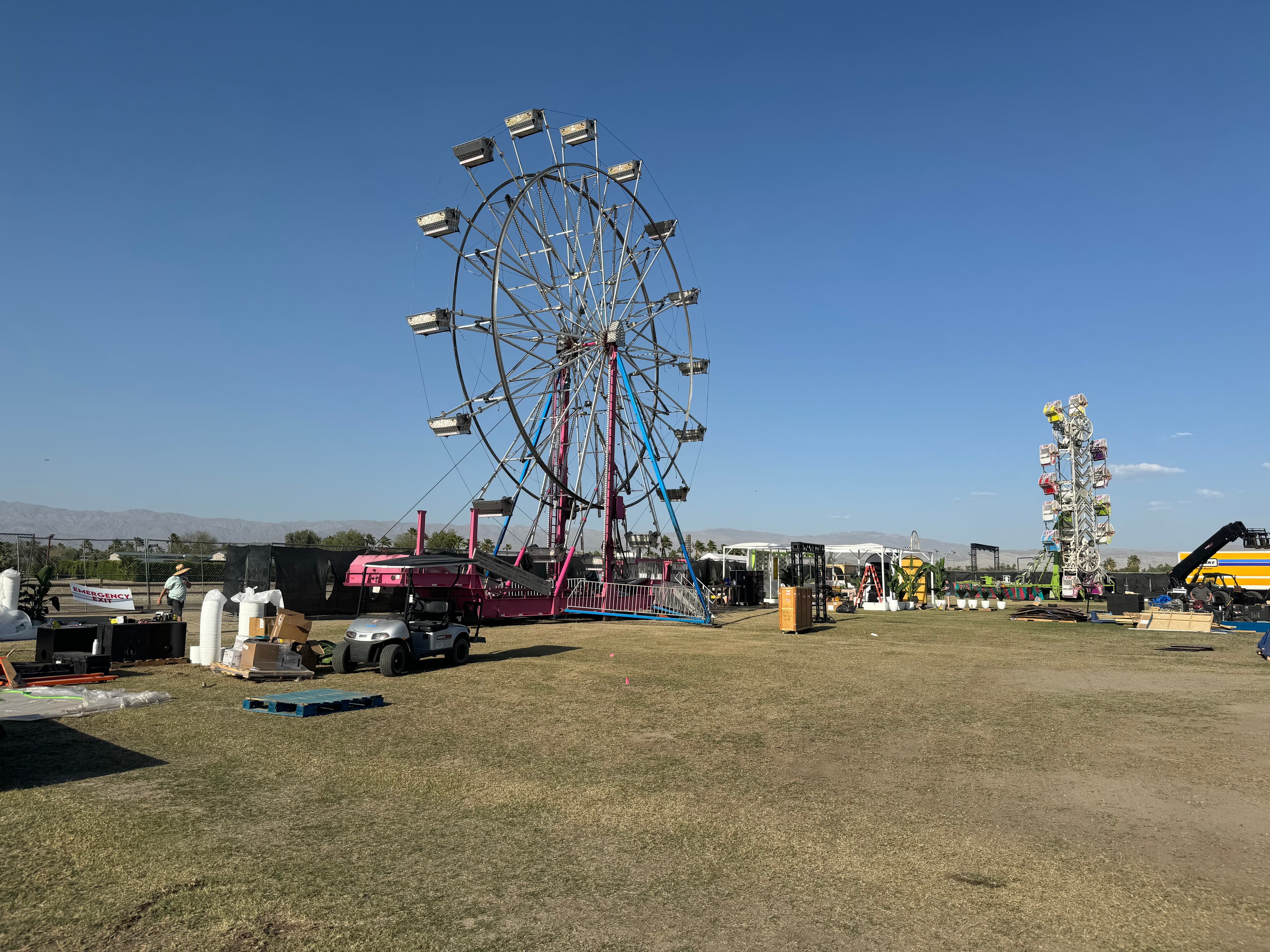 Neon Carnival 04